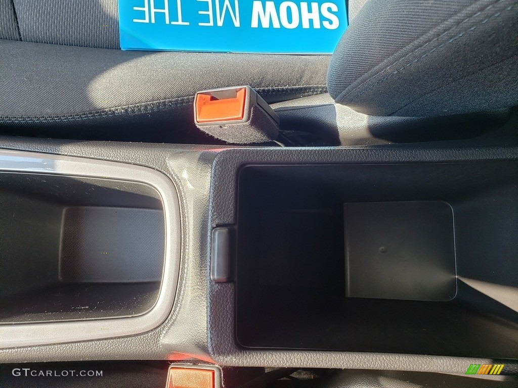 2017 Cruze LT - Red Hot / Jet Black photo #24
