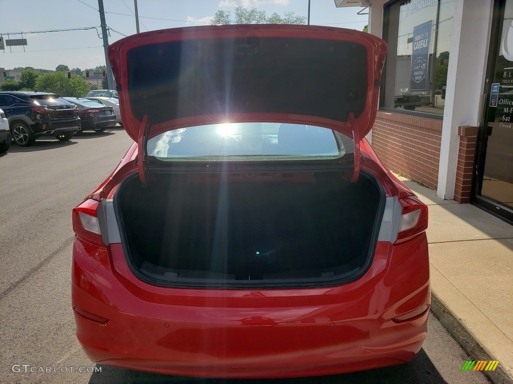 2017 Cruze LT - Red Hot / Jet Black photo #34