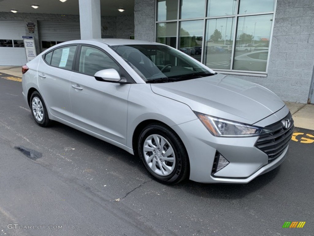 2019 Elantra SE - Symphony Silver / Black photo #2