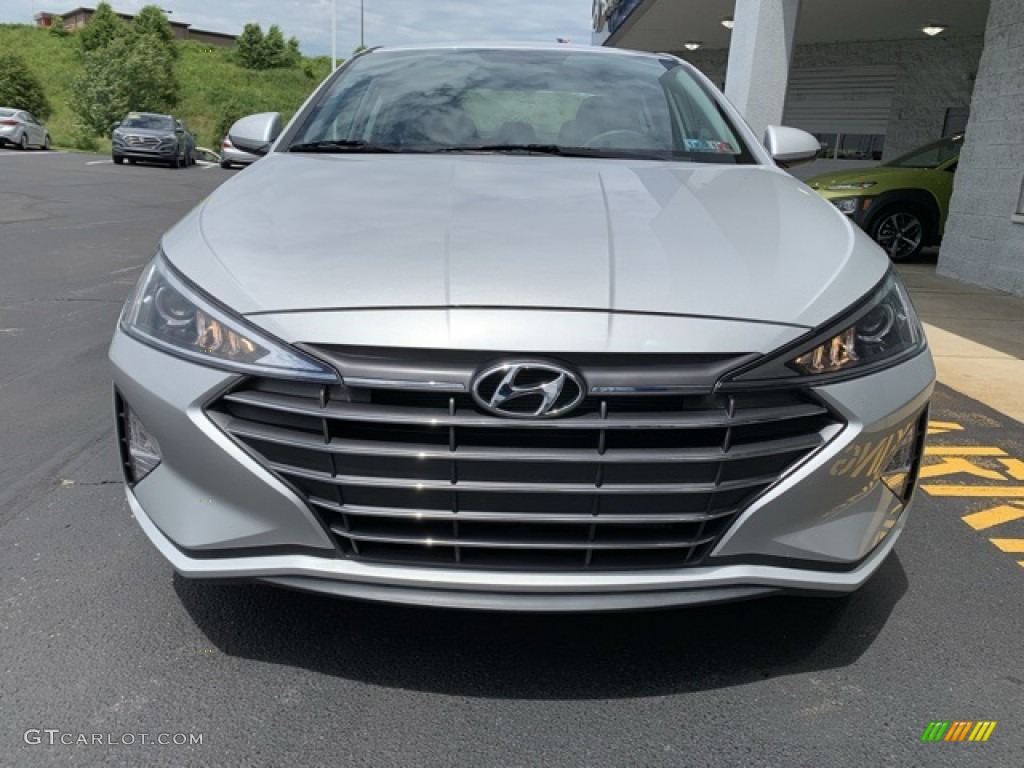 2019 Elantra SE - Symphony Silver / Black photo #8