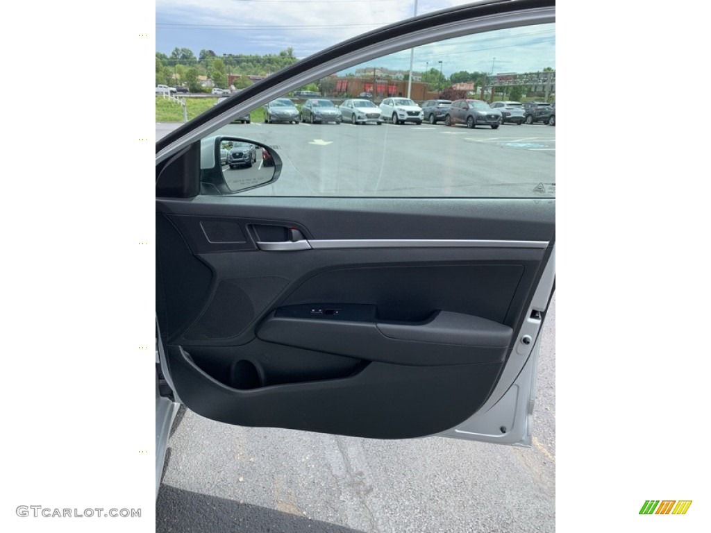 2019 Elantra SE - Symphony Silver / Black photo #27