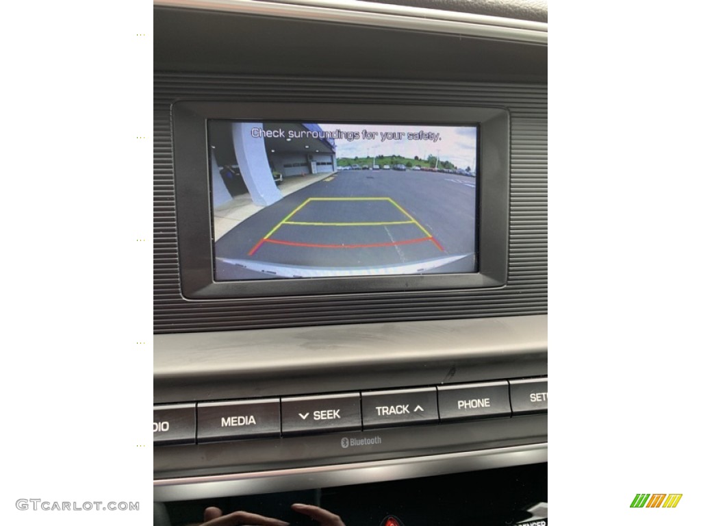 2019 Elantra SE - Symphony Silver / Black photo #33