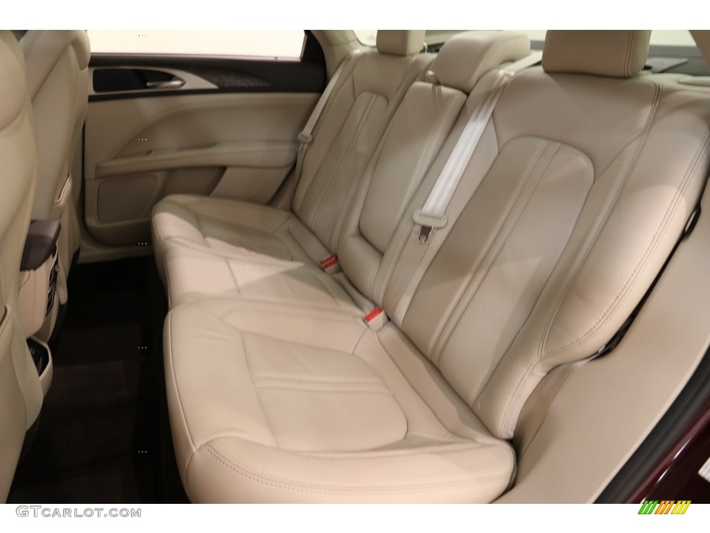 2017 MKZ Select - Burgundy Velvet / Cappuccino photo #17