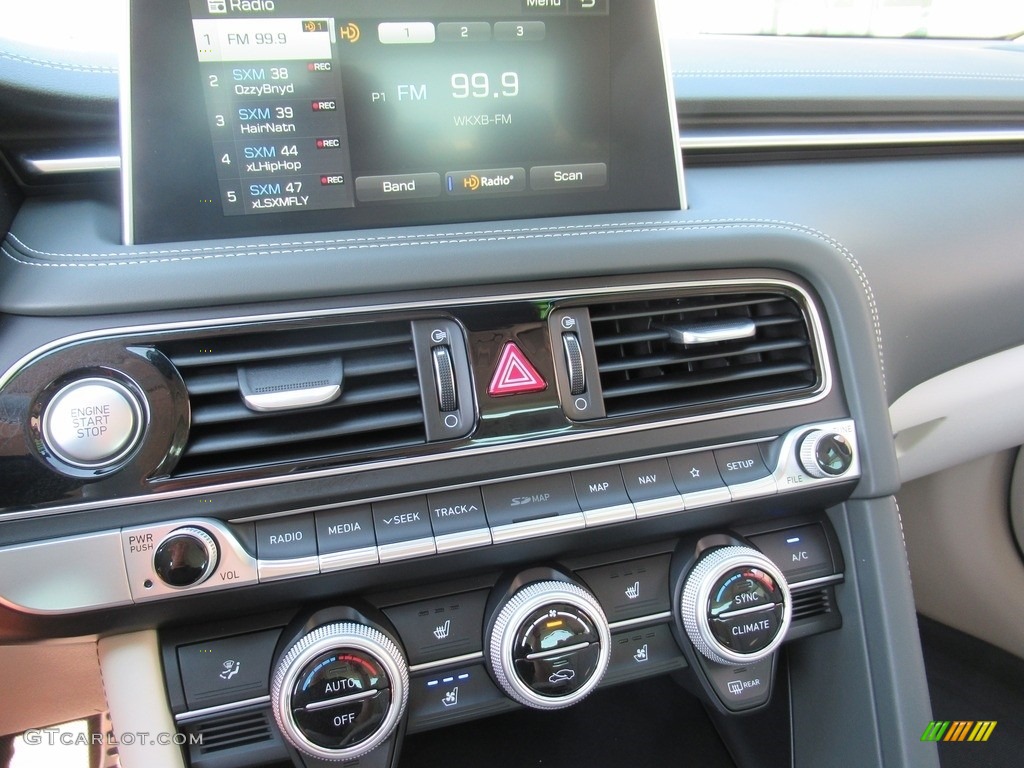 2019 Hyundai Genesis G70 RWD Controls Photo #133575601