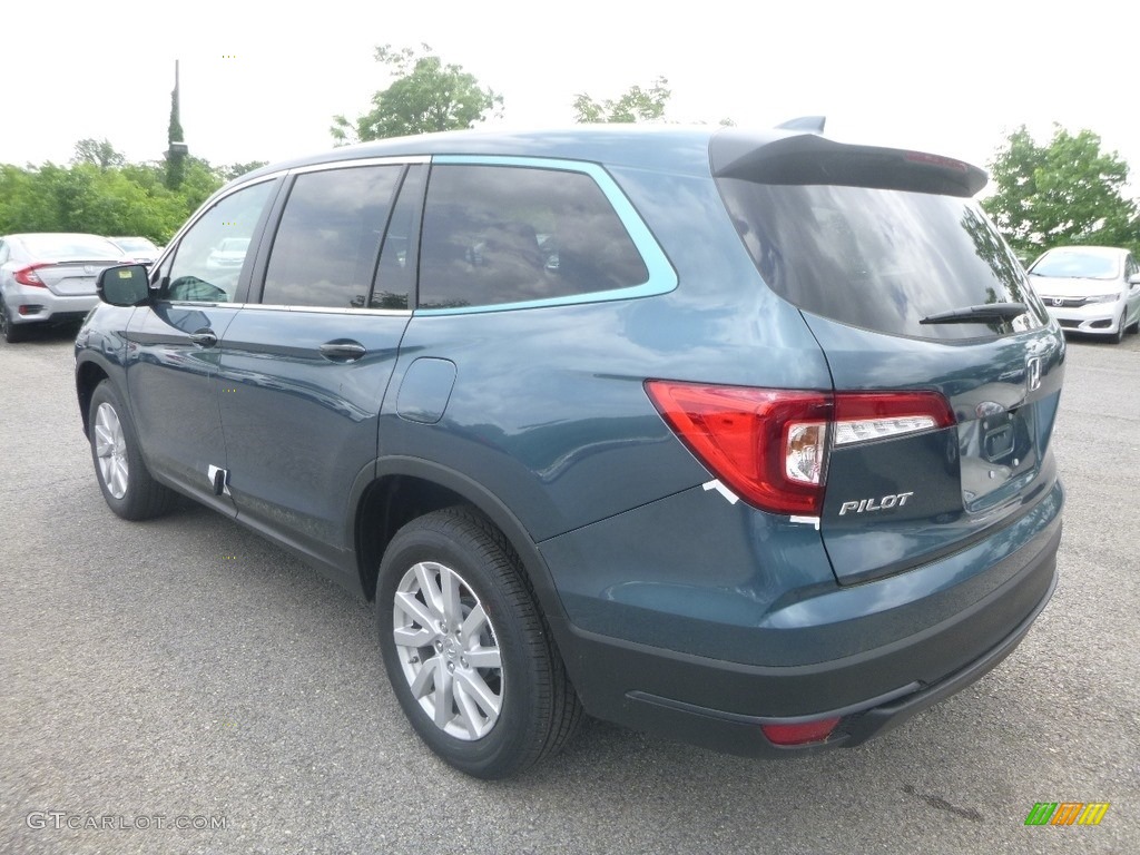 2019 Pilot LX AWD - Steel Sapphire Metallic / Gray photo #2