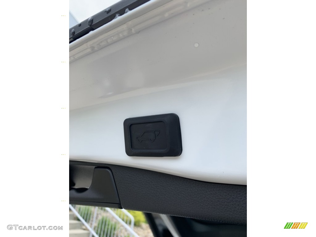 2019 RAV4 Limited AWD Hybrid - Blizzard White Pearl / Black photo #24
