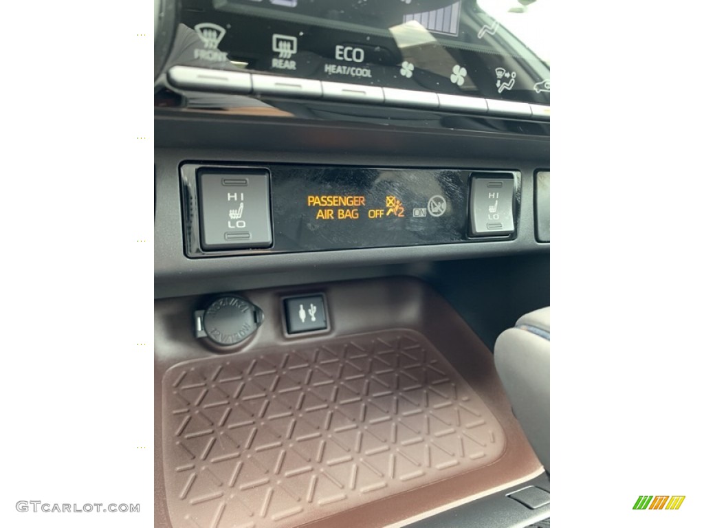 2019 RAV4 Limited AWD Hybrid - Blizzard White Pearl / Black photo #42