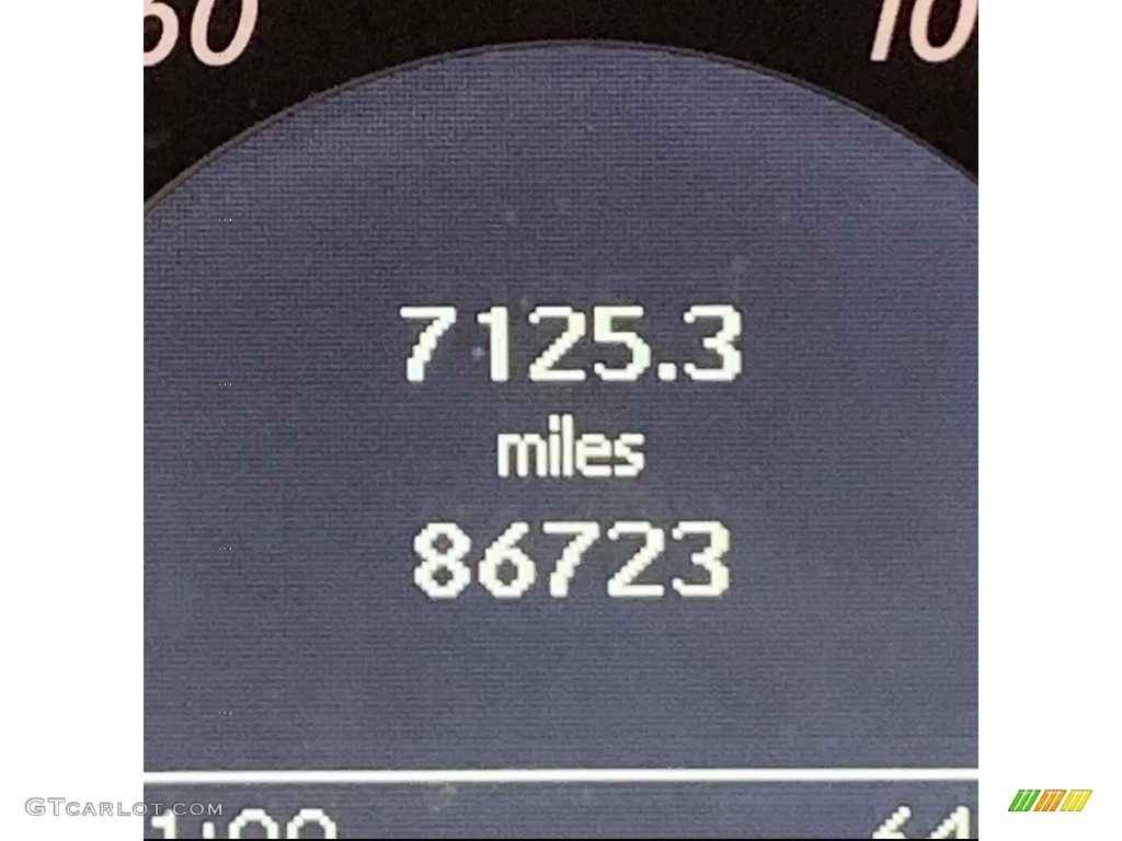 2011 GLK 350 4Matic - Jade Green Metallic / Almond/Black photo #15