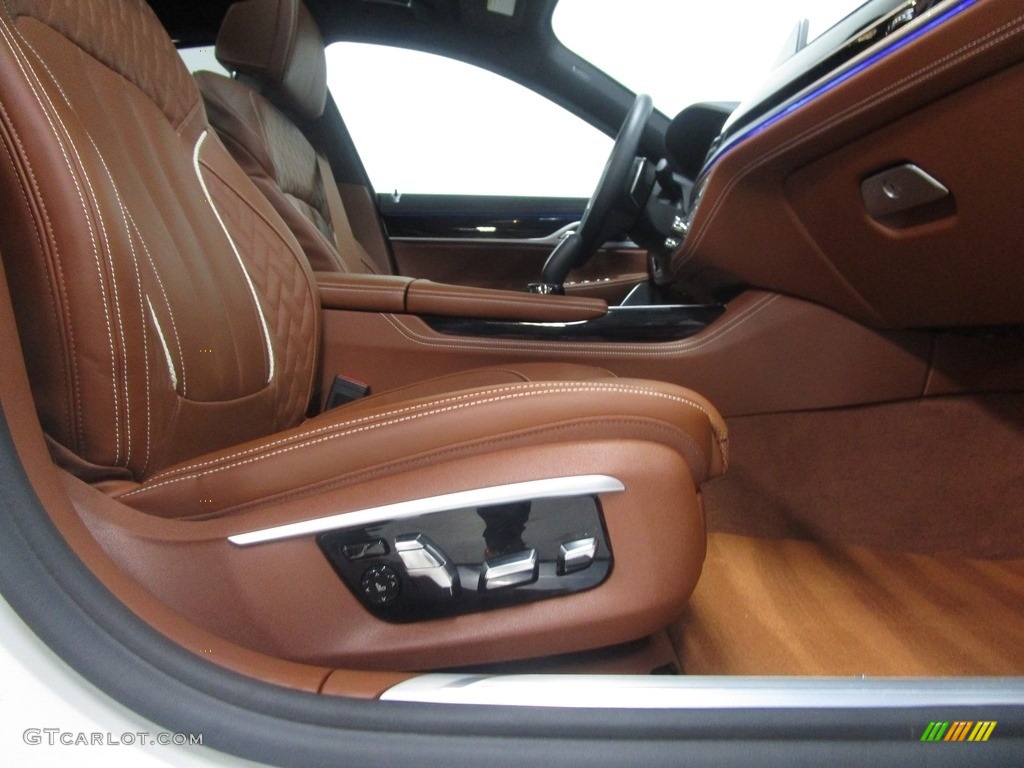 2018 7 Series 740e iPerformance xDrive Sedan - Alpine White / Tartufo photo #14