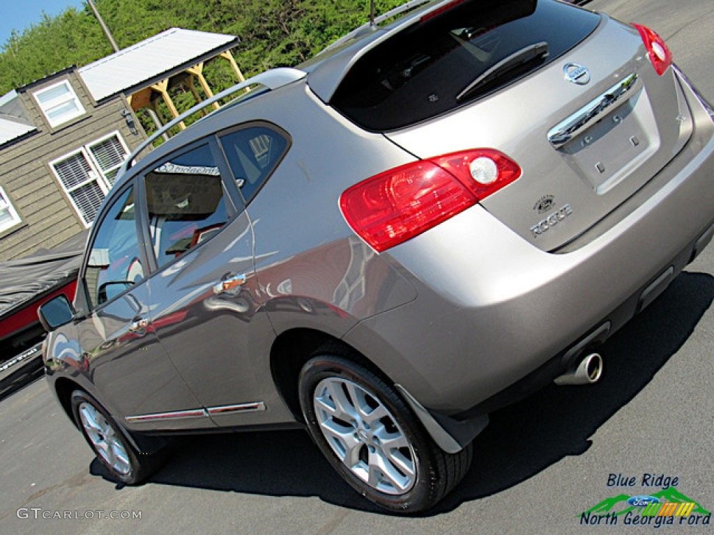 2012 Rogue SL - Platinum Graphite / Gray photo #33