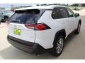 Super White - RAV4 XLE Photo No. 8