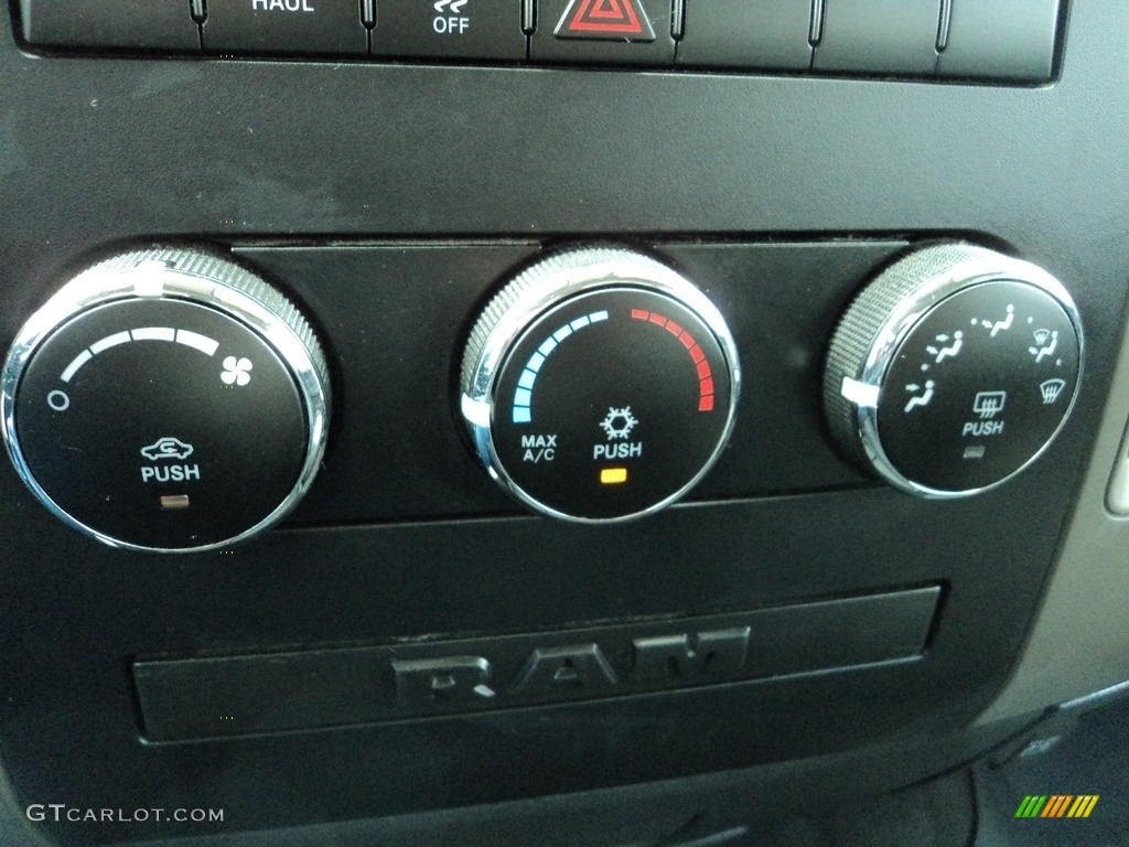 2012 Ram 1500 ST Crew Cab 4x4 - Black / Dark Slate Gray/Medium Graystone photo #18