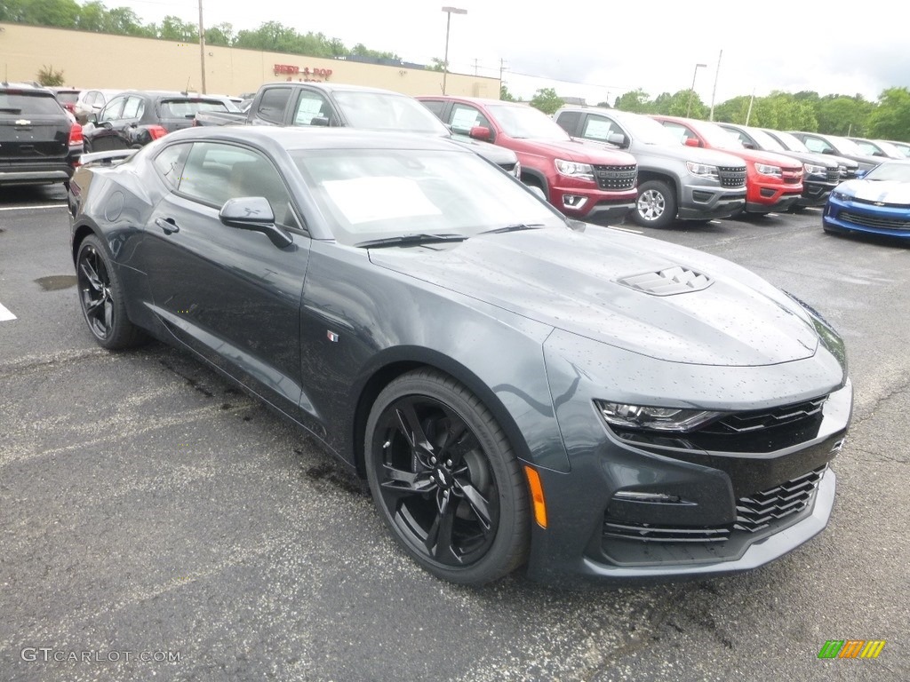Shadow Gray Metallic 2019 Chevrolet Camaro SS Coupe Exterior Photo #133601241