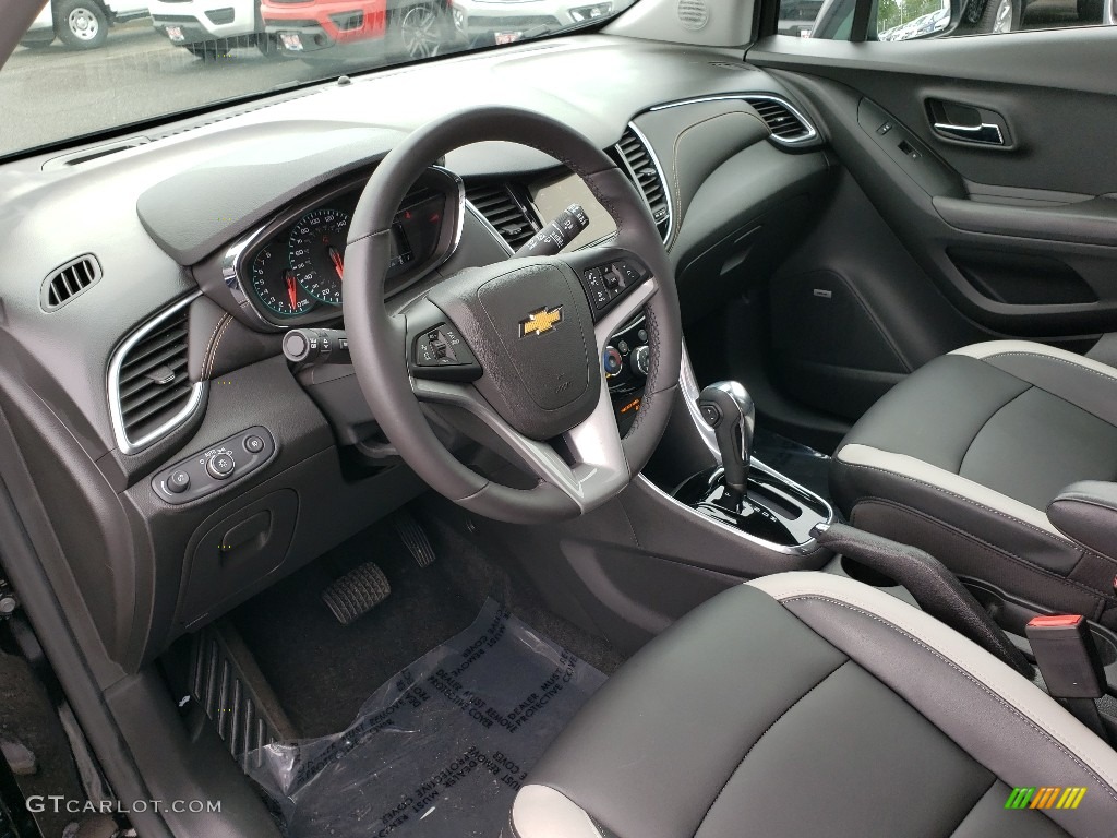 2019 Chevrolet Trax Premier AWD Front Seat Photo #133603160