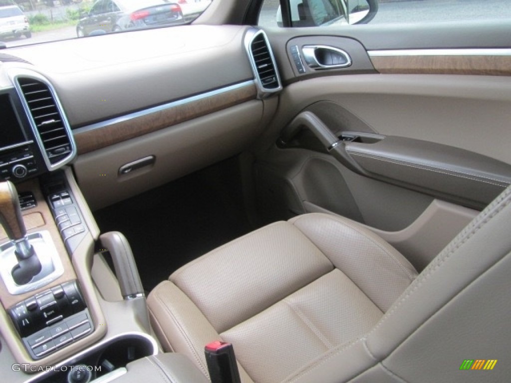 2012 Cayenne S - Sand White / Umber Brown/Light Tartufo photo #14
