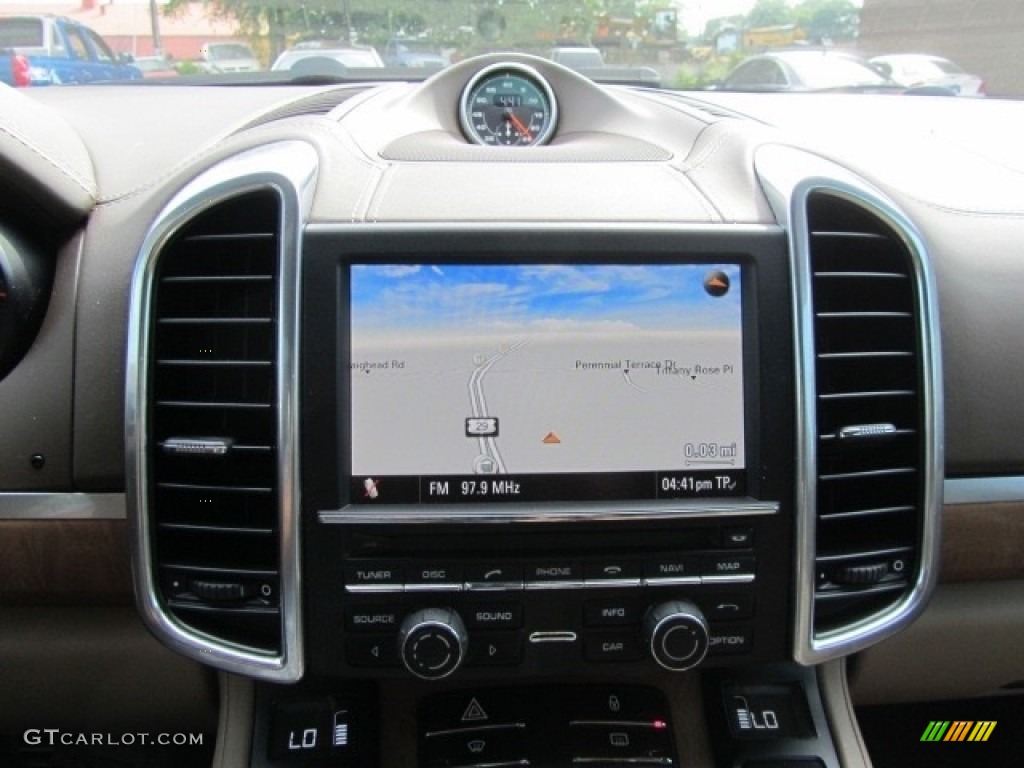 2012 Cayenne S - Sand White / Umber Brown/Light Tartufo photo #15