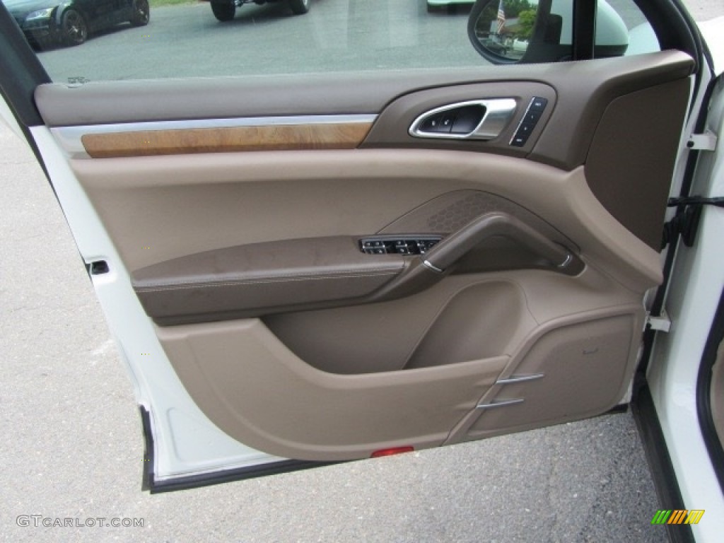 2012 Cayenne S - Sand White / Umber Brown/Light Tartufo photo #18
