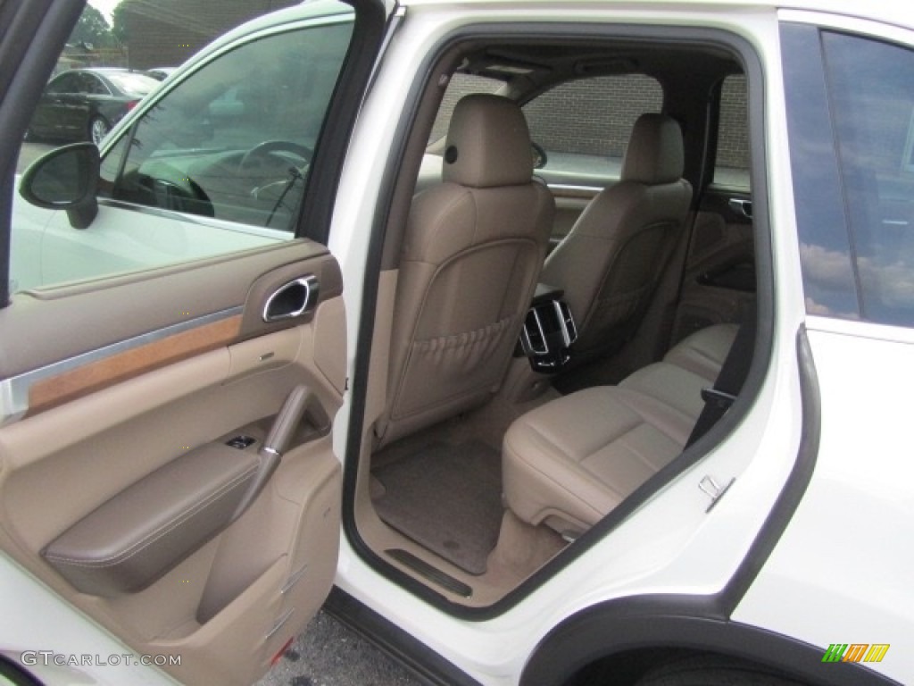 2012 Cayenne S - Sand White / Umber Brown/Light Tartufo photo #20