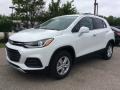Summit White - Trax LT AWD Photo No. 3