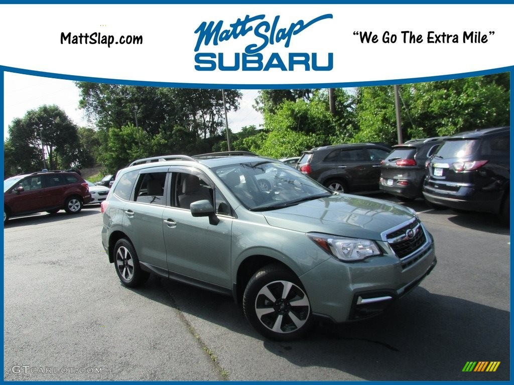 2018 Forester 2.5i Premium - Jasmine Green Metallic / Platinum photo #1