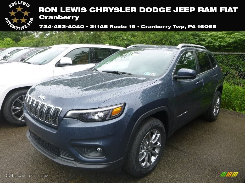 2019 Cherokee Latitude Plus 4x4 - Blue Shade Pearl / Black photo #1