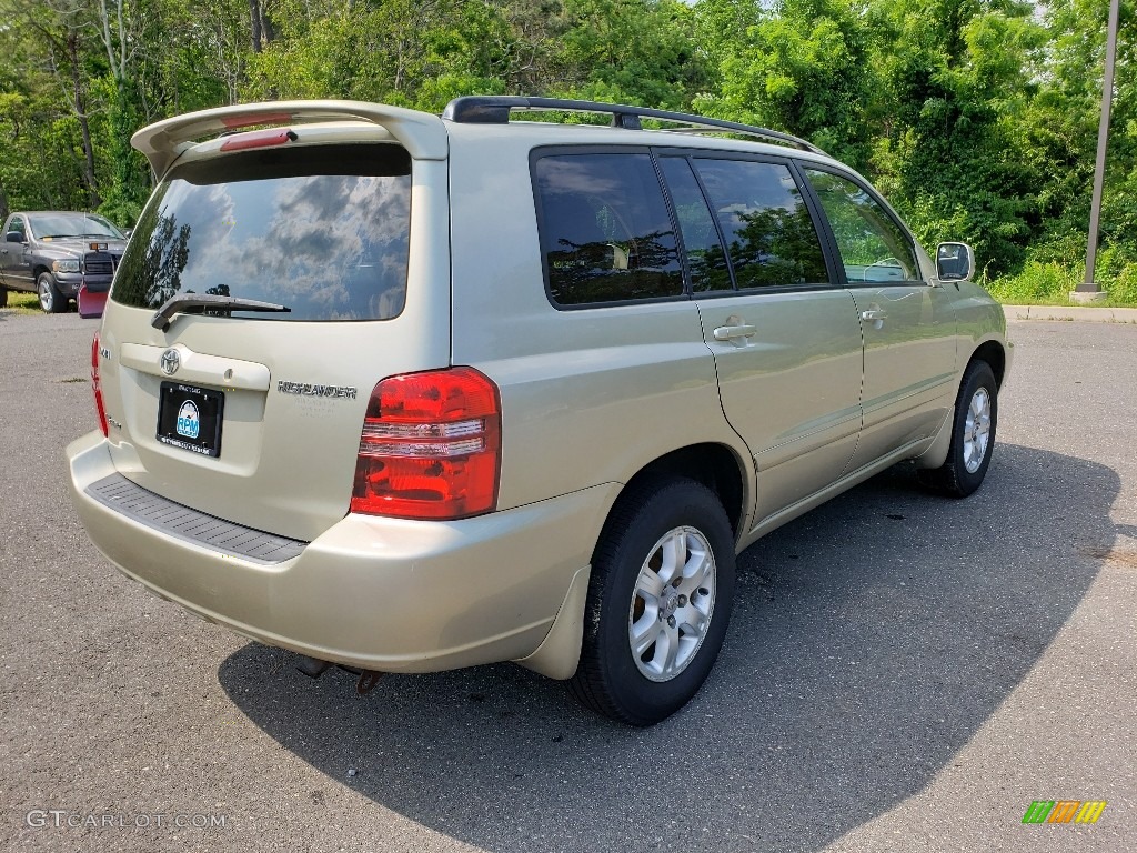 2003 Highlander V6 4WD - Vintage Gold Metallic / Charcoal photo #7