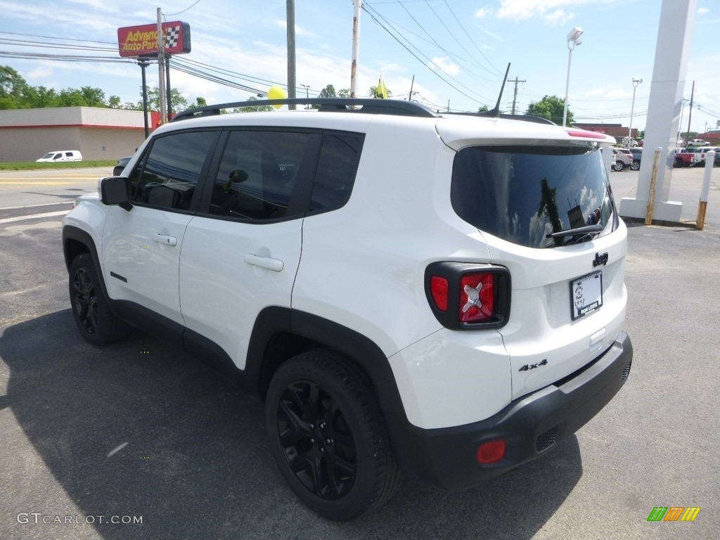 2018 Renegade Latitude 4x4 - Alpine White / Black photo #3