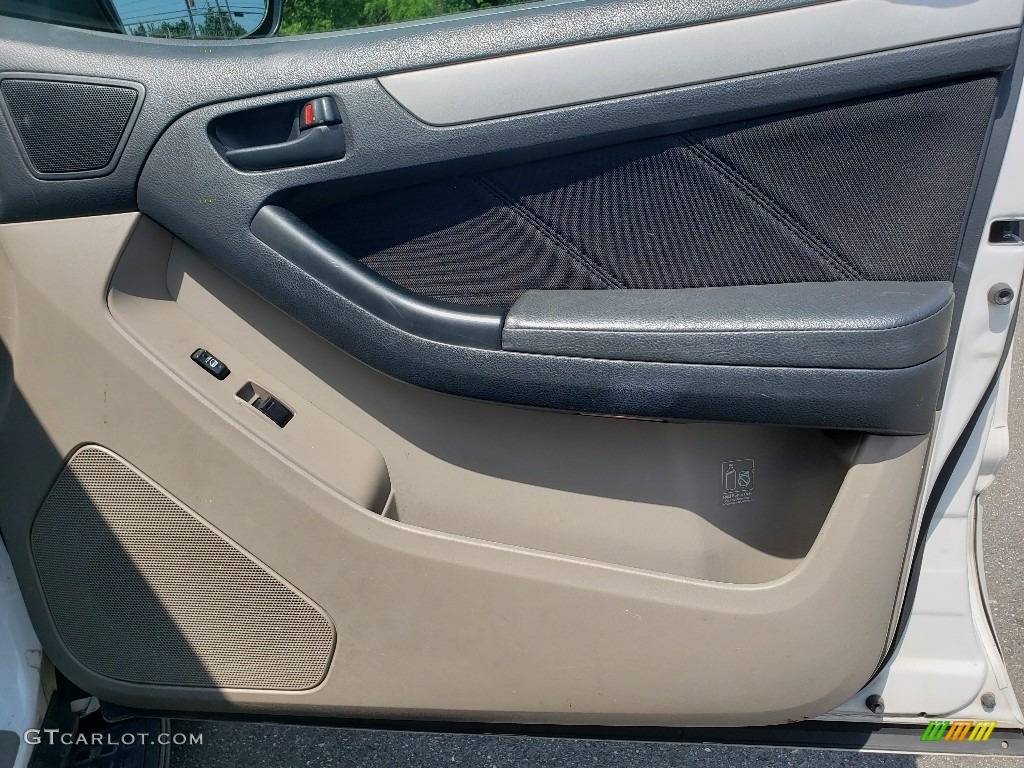 2006 4Runner SR5 4x4 - Natural White / Taupe photo #9