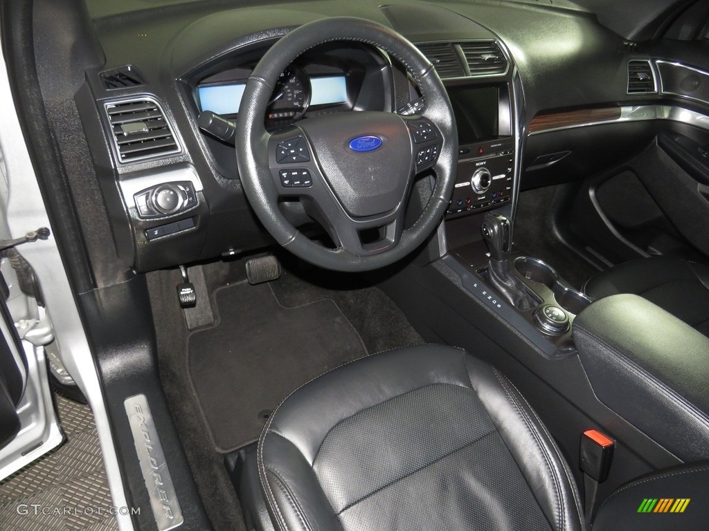 2018 Explorer Limited 4WD - Ingot Silver / Ebony Black photo #25