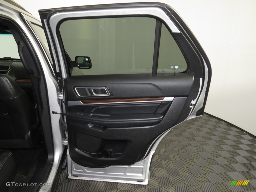2018 Explorer Limited 4WD - Ingot Silver / Ebony Black photo #30