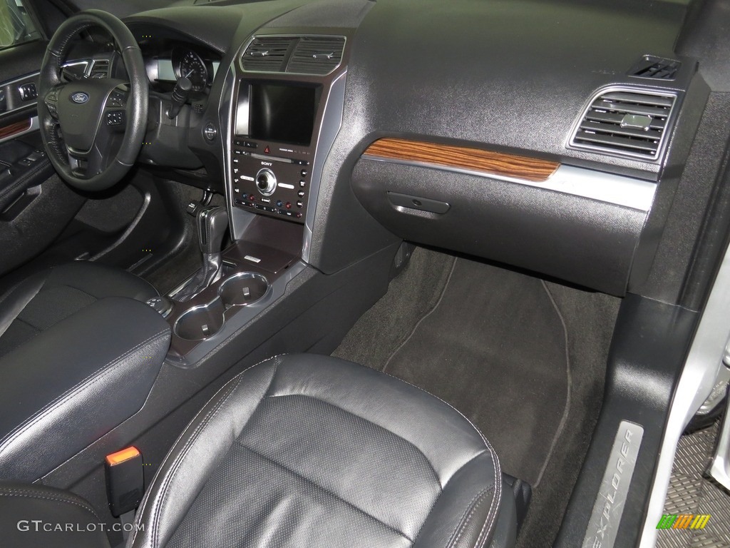 2018 Explorer Limited 4WD - Ingot Silver / Ebony Black photo #34