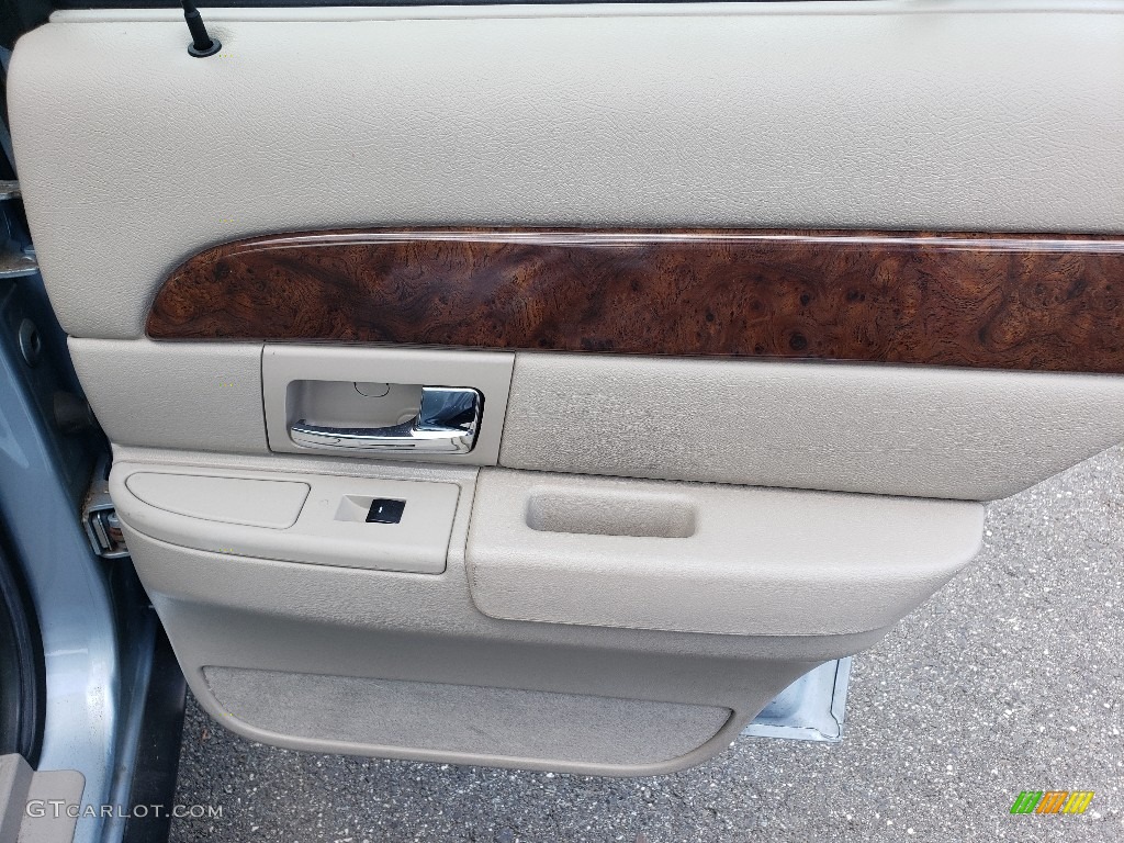 2009 Grand Marquis LS - Light Ice Blue Metallic / Medium Light Stone photo #11