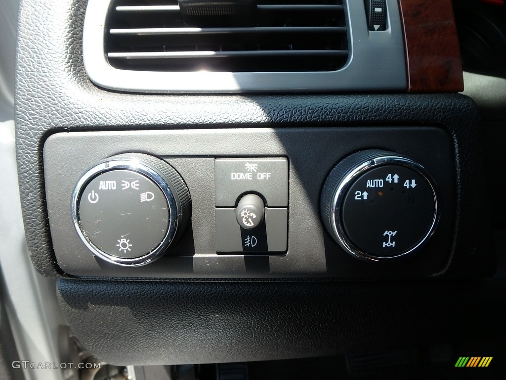2011 Tahoe LTZ 4x4 - Sheer Silver Metallic / Ebony photo #25