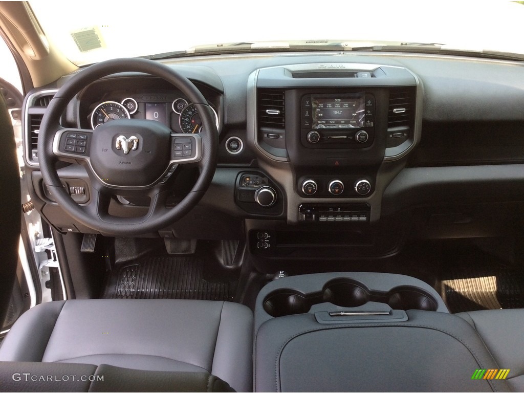 2019 Ram 2500 Tradesman Regular Cab 4x4 Black/Diesel Gray Dashboard Photo #133633168
