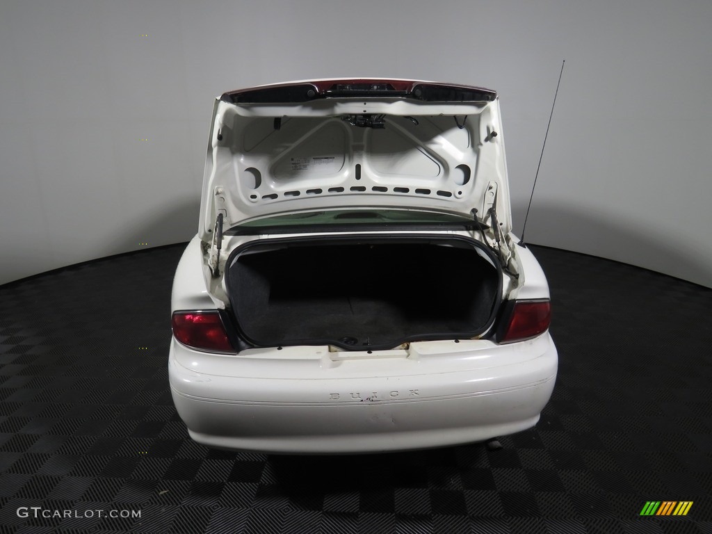 2003 Century Custom - White / Taupe photo #12