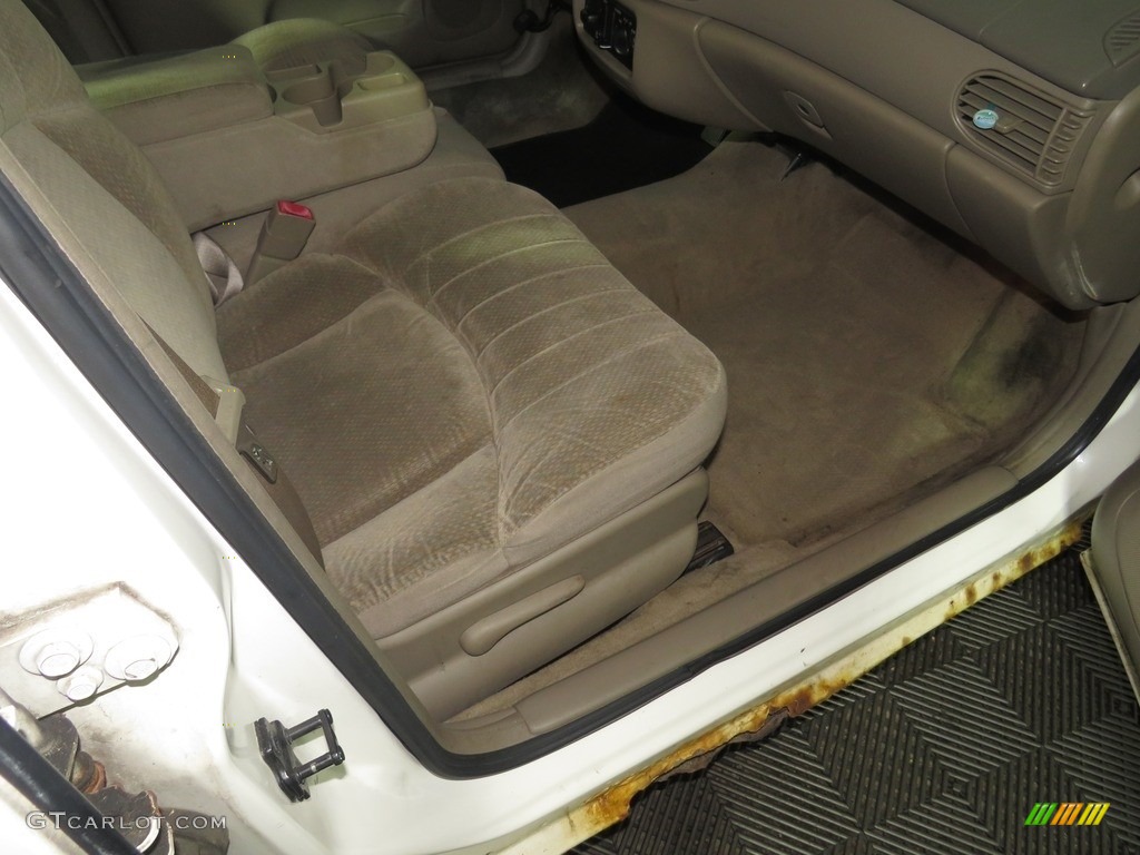 2003 Century Custom - White / Taupe photo #28