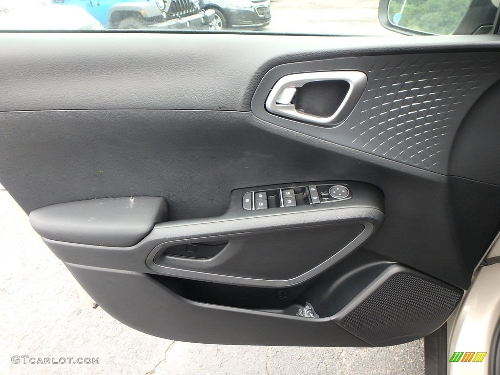 2020 Kia Soul EX Gray Two-Tone Door Panel Photo #133636756