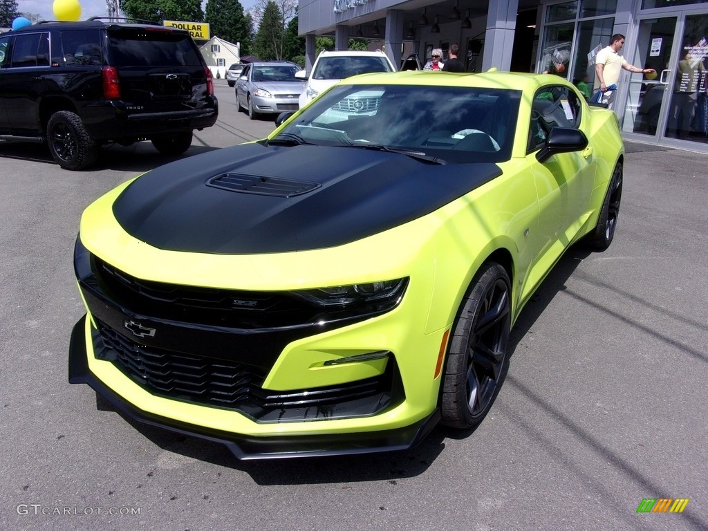 2019 Camaro SS Coupe - Shock (Light Green) / Jet Black photo #2