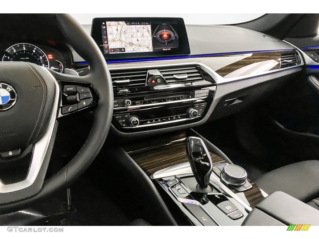 2019 5 Series 530i xDrive Sedan - Black Sapphire Metallic / Black photo #5