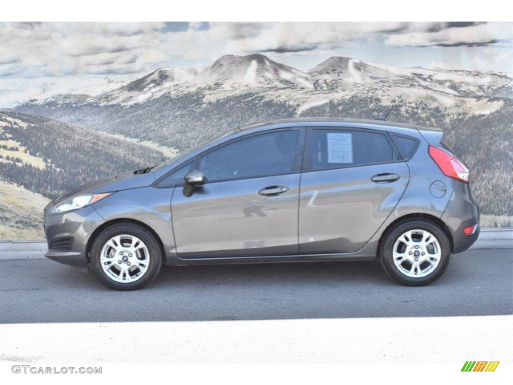 2015 Fiesta SE Hatchback - Magnetic Metallic / Medium Light Stone photo #6