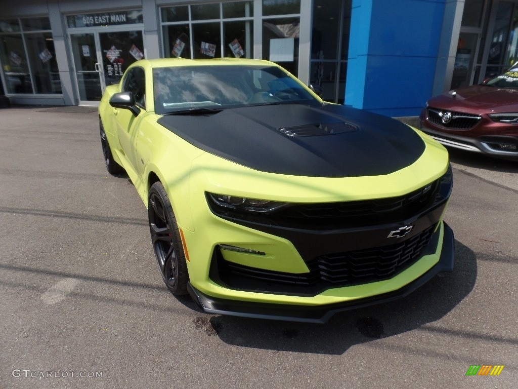 2019 Camaro SS Coupe - Shock (Light Green) / Jet Black photo #2