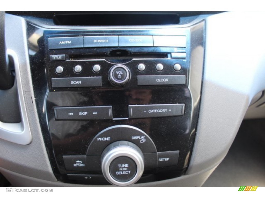 2011 Odyssey EX-L - Taffeta White / Gray photo #18