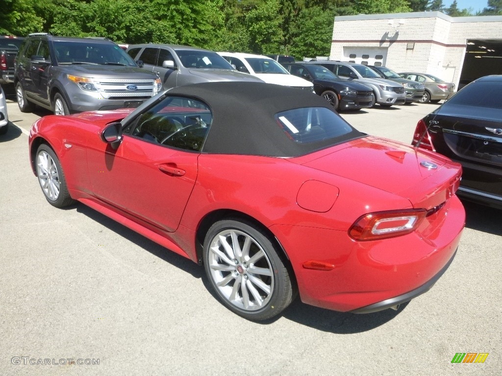 2019 124 Spider Lusso Roadster - Red / Nero (Black) photo #3