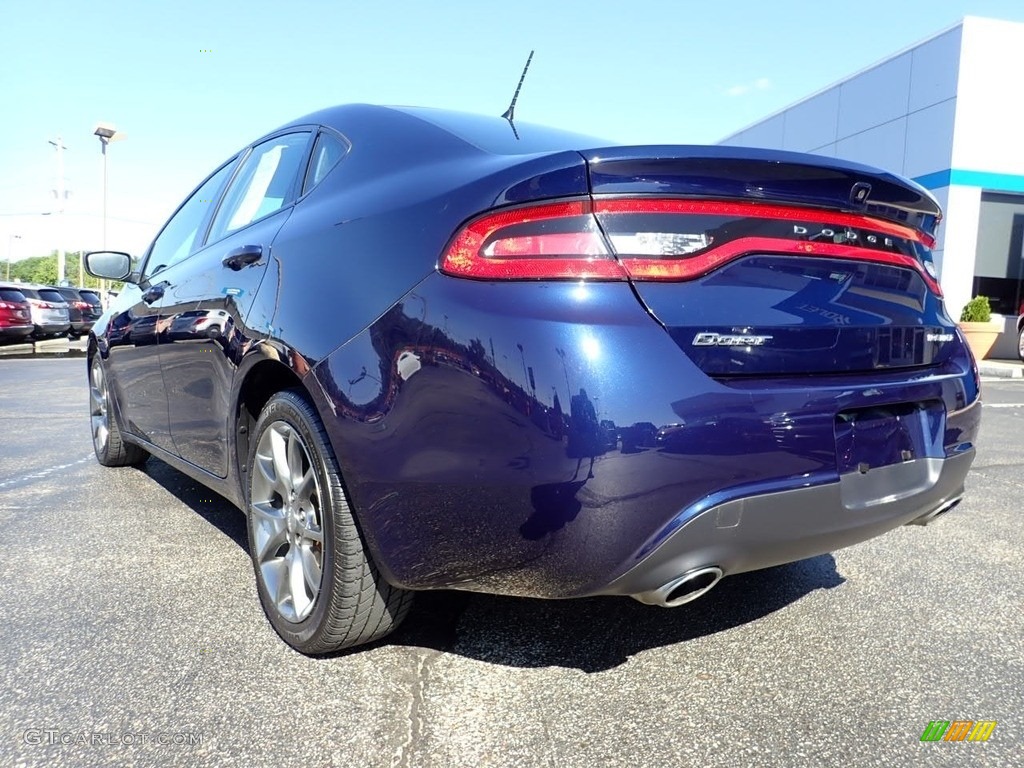 2015 Dart SXT - True Blue Pearl / Black/Light Tungsten Accent Stitching photo #5