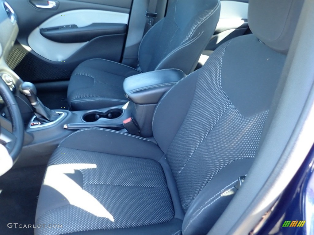 2015 Dart SXT - True Blue Pearl / Black/Light Tungsten Accent Stitching photo #19