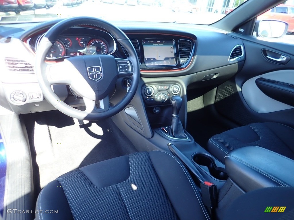2015 Dart SXT - True Blue Pearl / Black/Light Tungsten Accent Stitching photo #21
