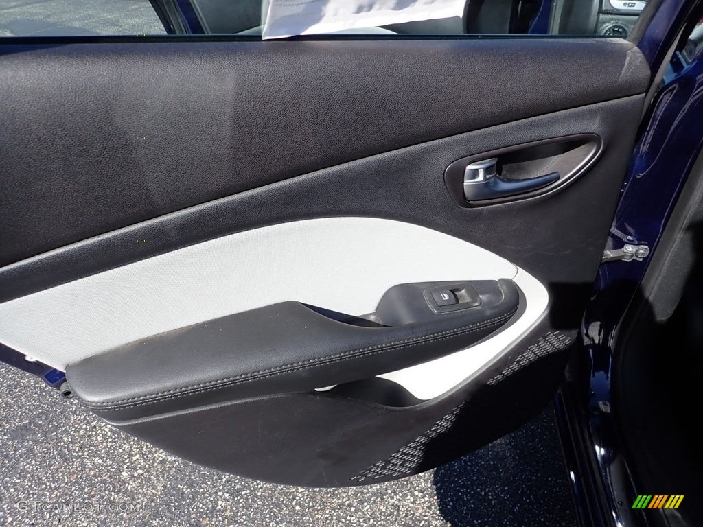2015 Dart SXT - True Blue Pearl / Black/Light Tungsten Accent Stitching photo #22