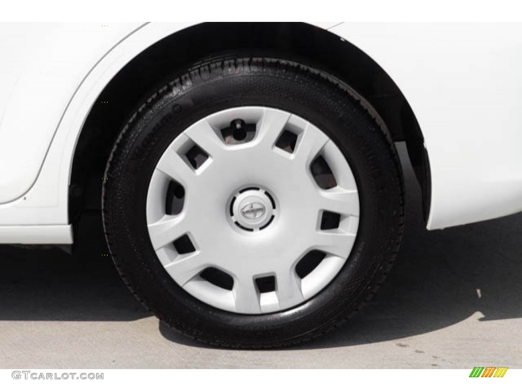 2013 xB  - Super White / Dark Gray photo #32