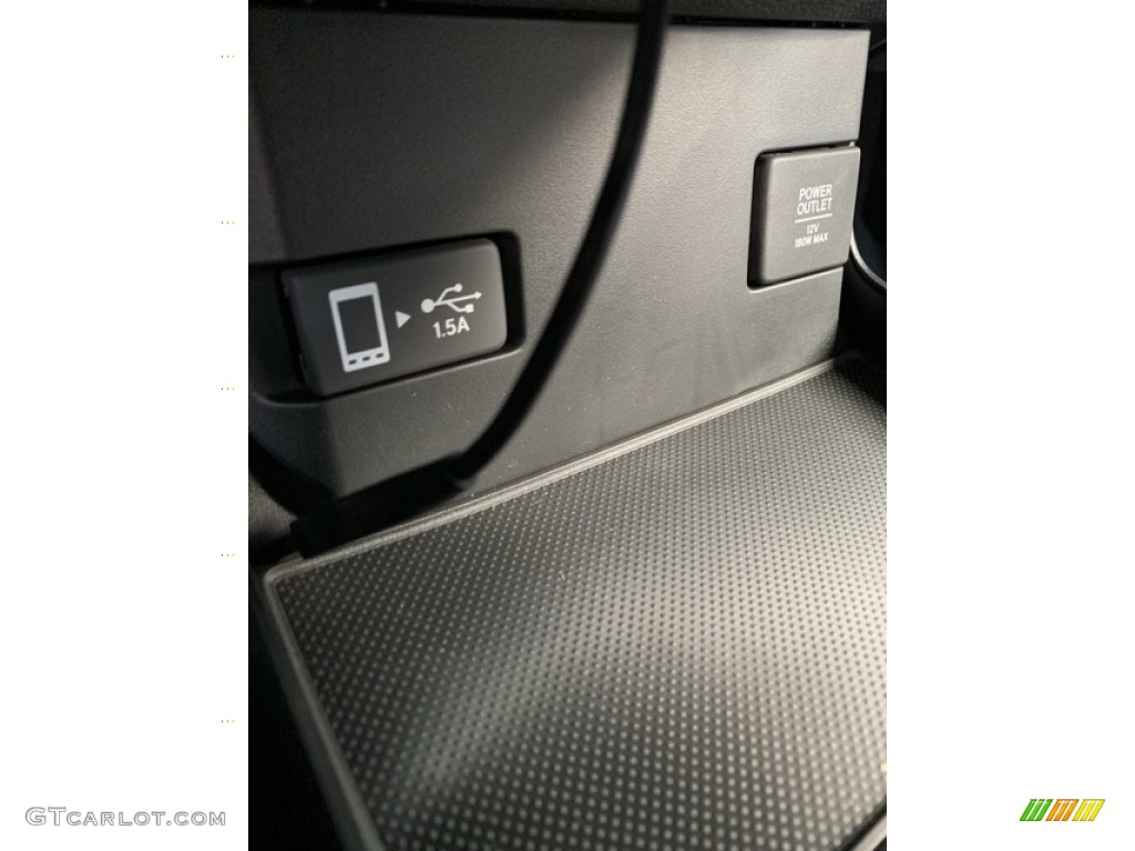 2019 Civic EX Hatchback - Taffeta White / Ivory photo #38