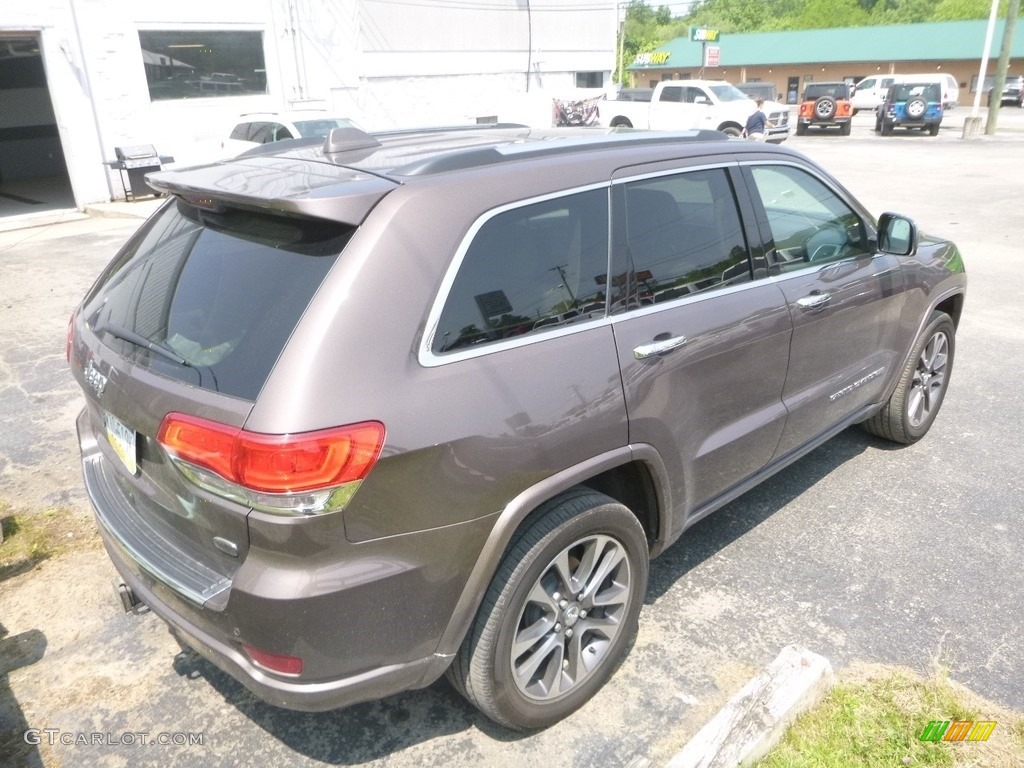 2018 Grand Cherokee Overland 4x4 - Walnut Brown Metallic / Brown/Light Frost Beige photo #5